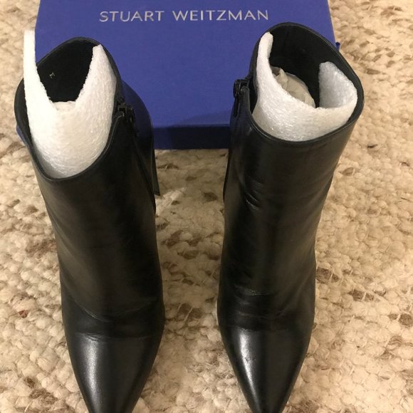 Stuart Weizman Pure Pointy Toe Bootie Black Size 8 - Picture 6 of 8